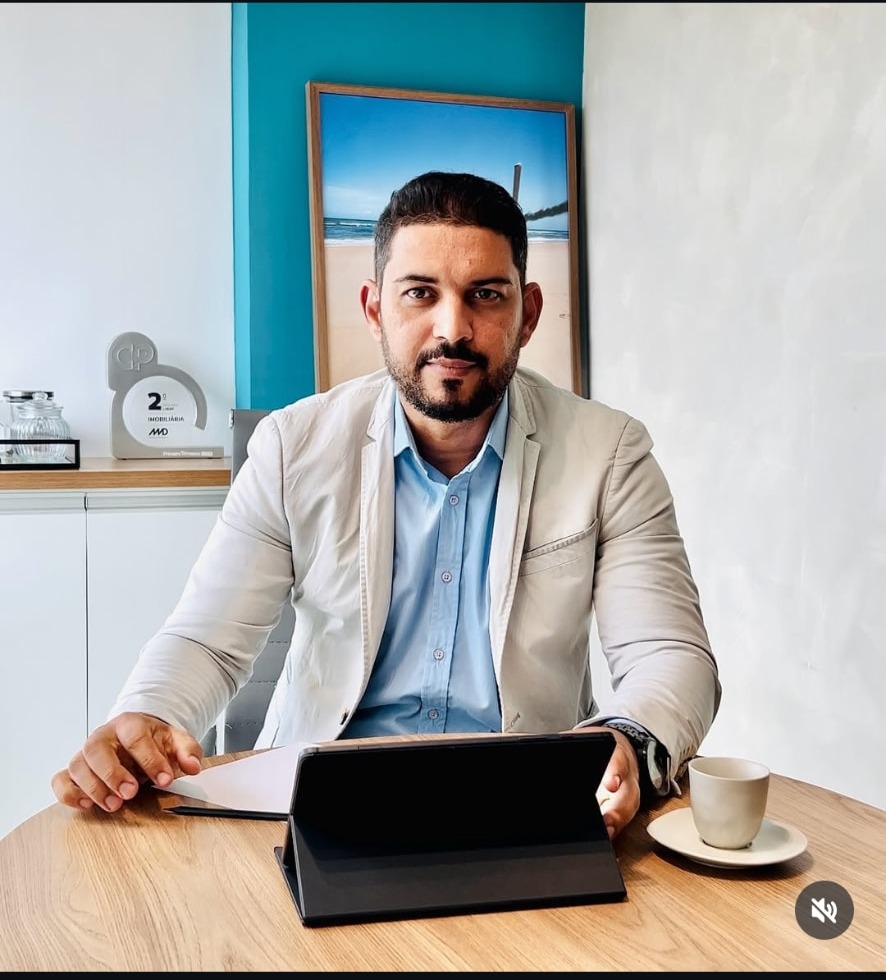 Vitor Barros, profissional do mercado imobiliário em Salvador